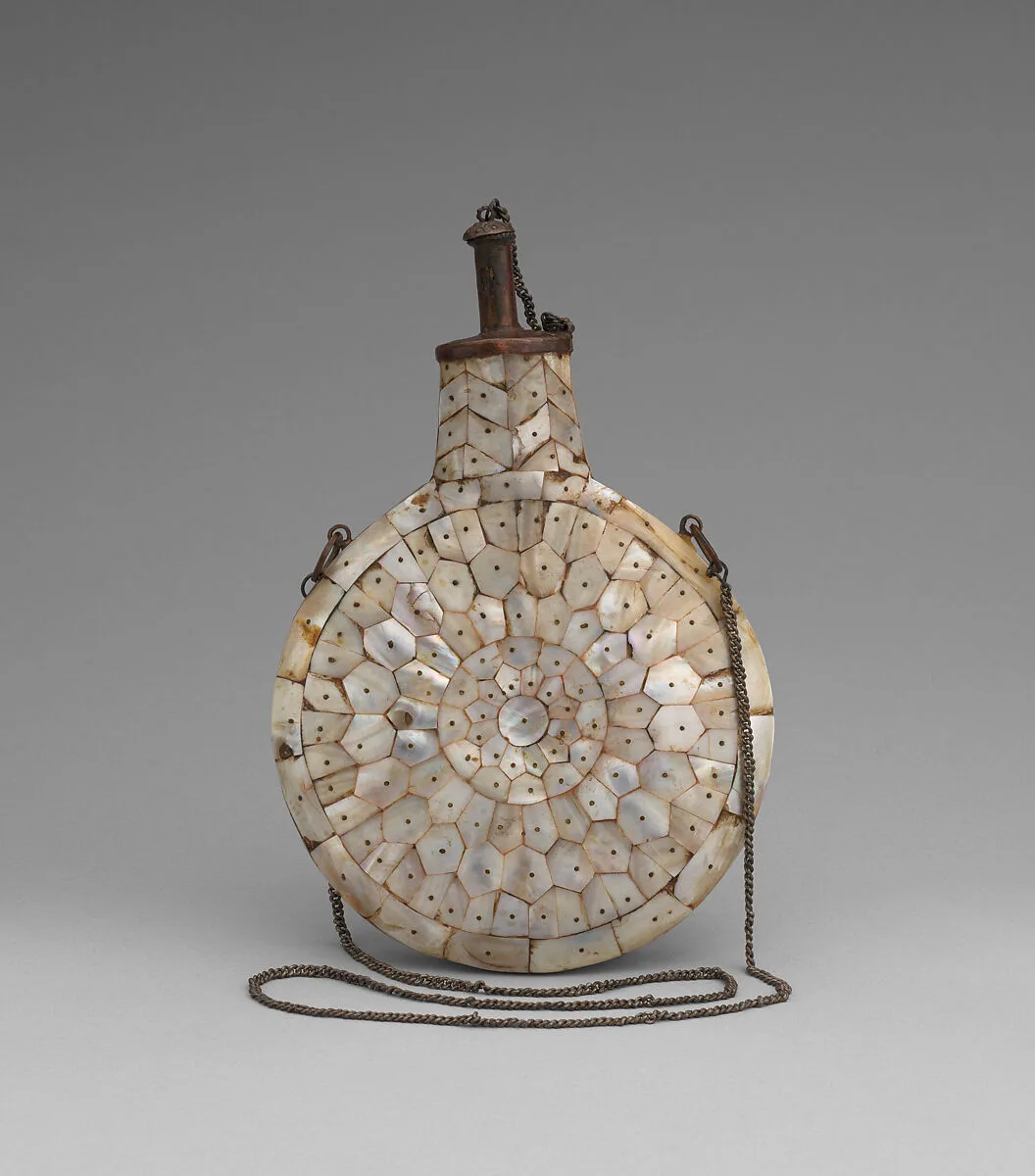 Powder flask — Unknown