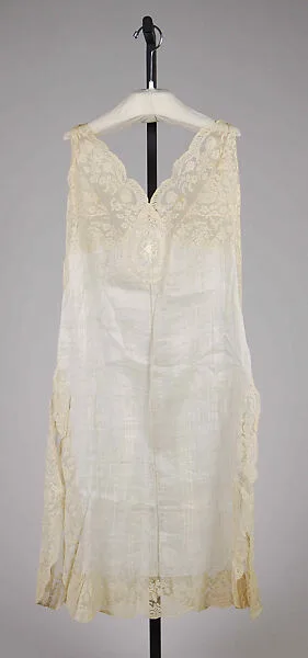 Nightgown — Unknown