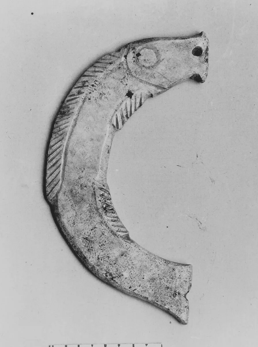 商至西周 玉鱼|Plaque in the shape of a fish — Unknown
