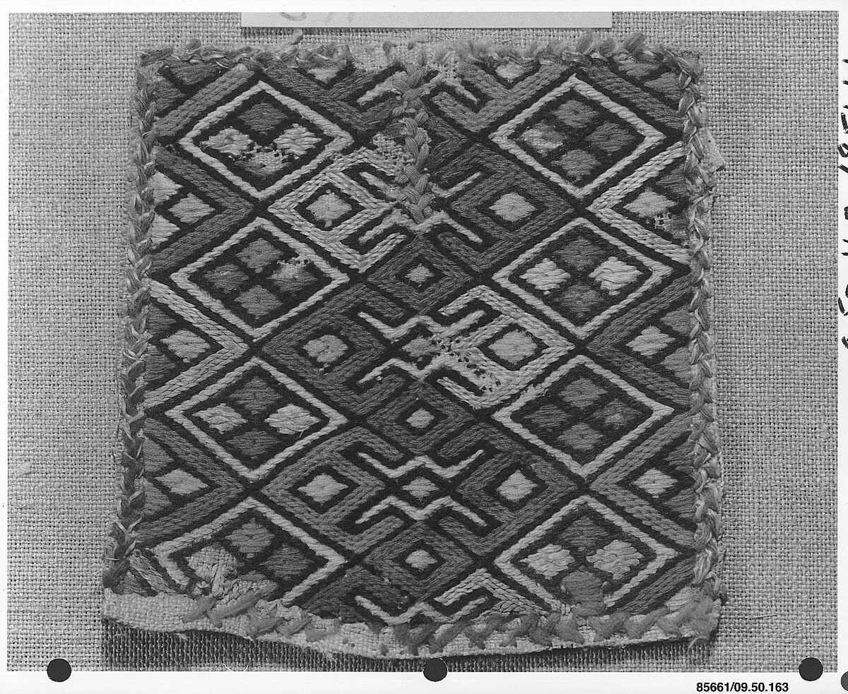 Peasant costume fragment — Unknown