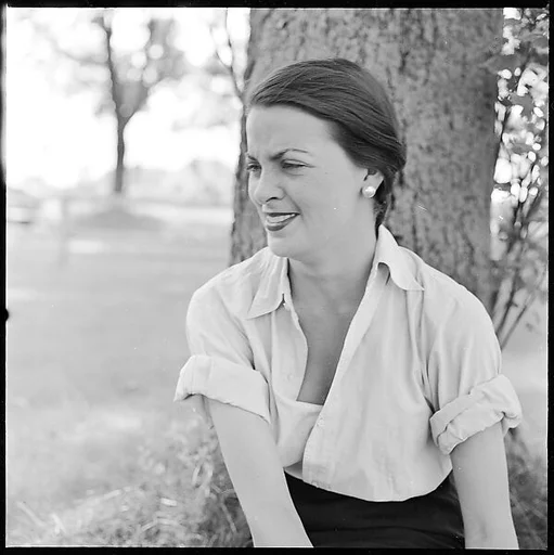 [11 Portraits of Carla Grissman, Old Lyme Golf Club, Connecticut]