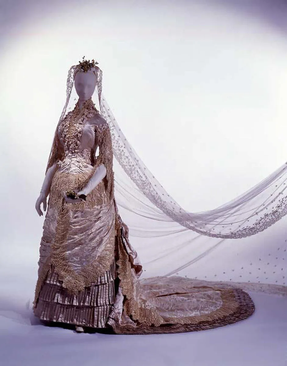 Wedding ensemble — Unknown
