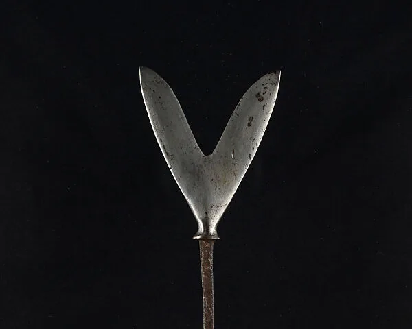 Arrowhead (<i>Yanone</i>) — Unknown