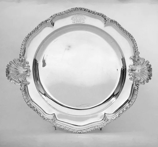 Dish (one of a graduated set of seven)