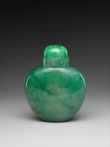 清  翡翠雕鼻煙壺|Snuff bottle