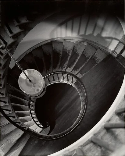 [Circular Stair]