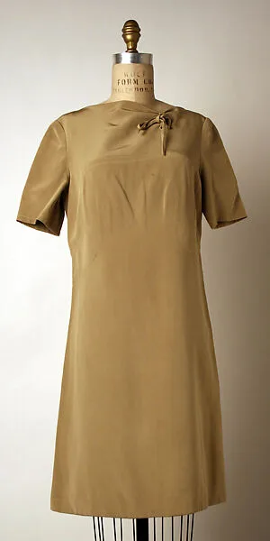 Dress — Madame Grès (Germaine Émilie Krebs)