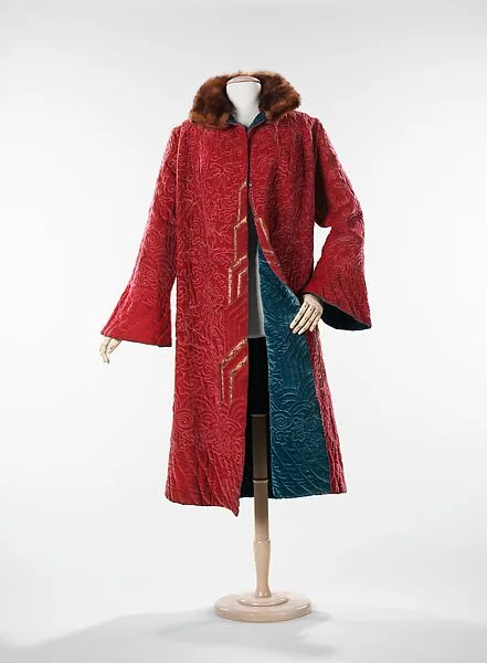 Evening coat — Unknown