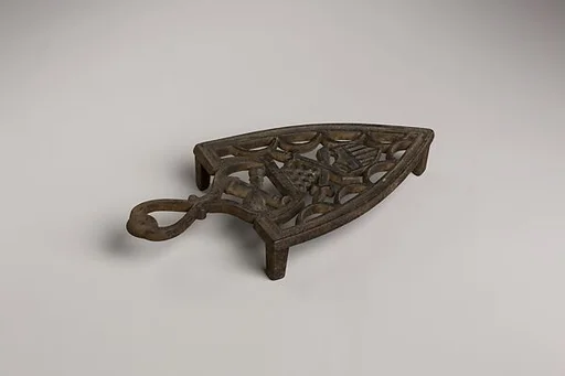 Trivet