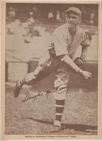 Douglas McWeeny, Pitcher, Cincinnati Reds, Baseball trade card (W554) — Unknown