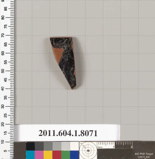 Terracotta rim fragment of a kylix (drinking cup)
