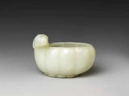清 玉雕羊首杯|Bowl in the shape of a ram