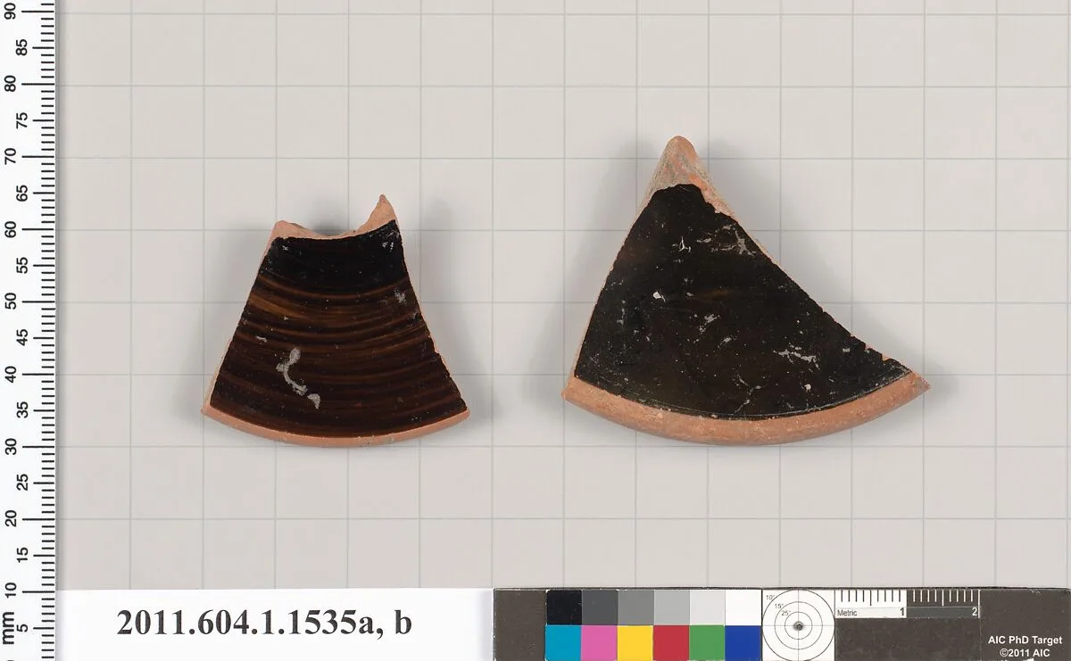 Terracotta fragments of kylikes (drinking cups) — Unknown
