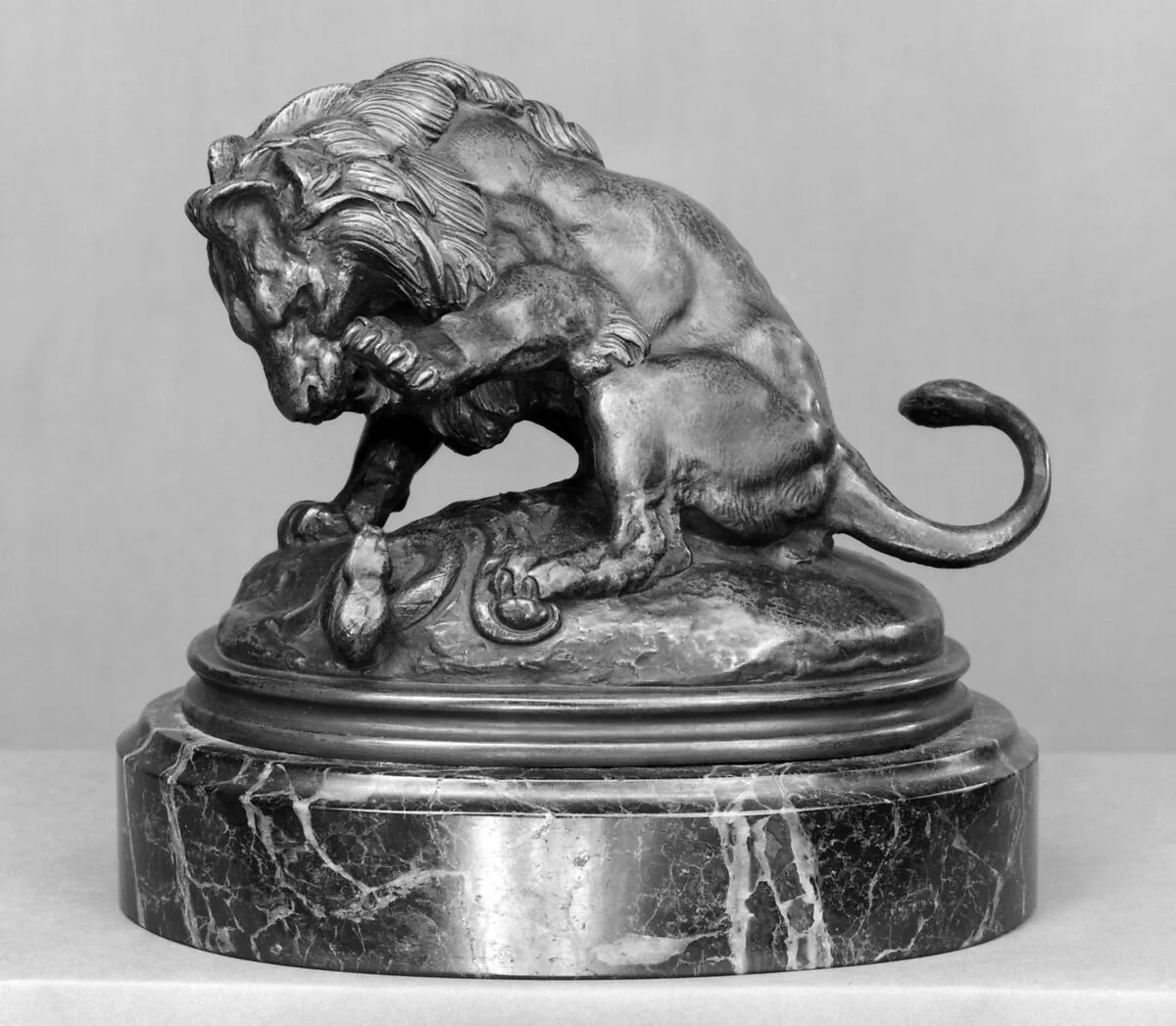 Lion About to Strike a Serpent (Lion la patte levée sur un serpent or Esquisse du lion des Tuileries) — Antoine-Louis Barye