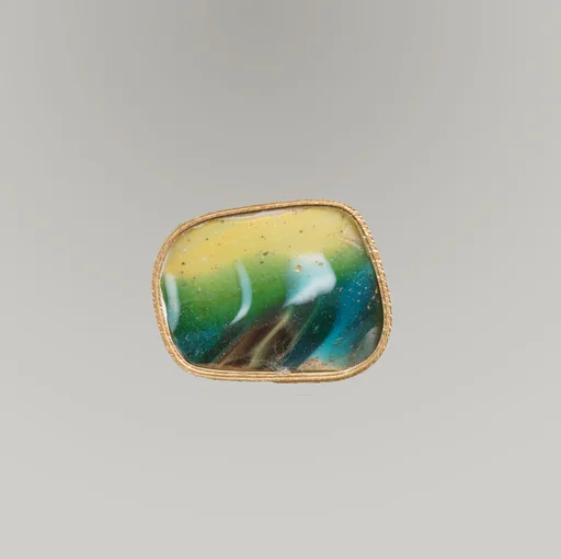 Glass mosaic fragment