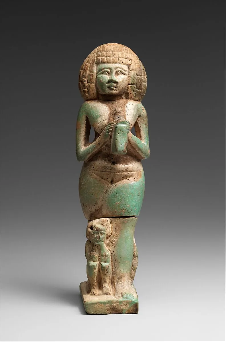 Woman with a lyre — Unknown