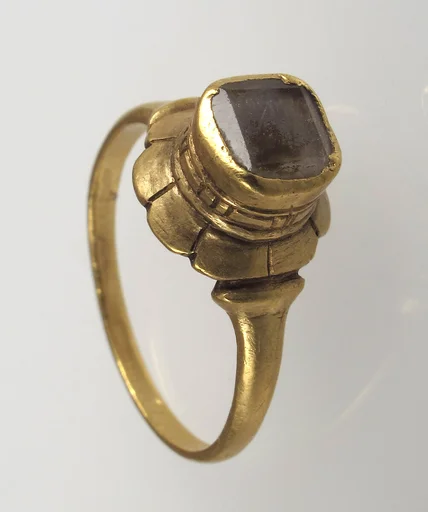 Finger Ring