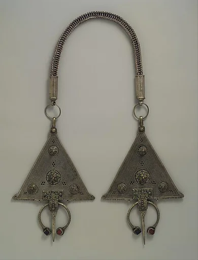 Pair of Fibulae