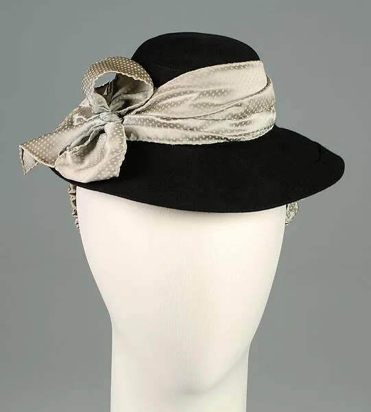 Doll hat — Elsa Schiaparelli|House of Schiaparelli