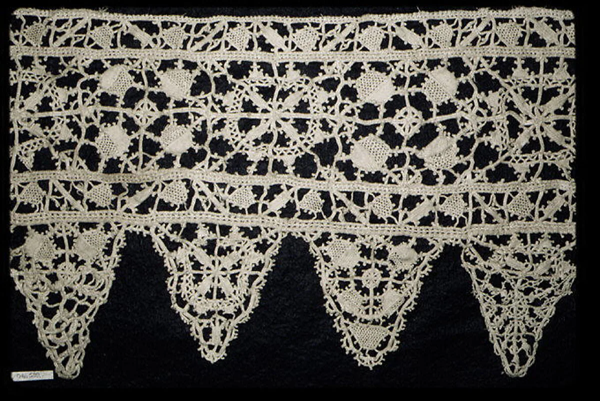 Lace border — Unknown