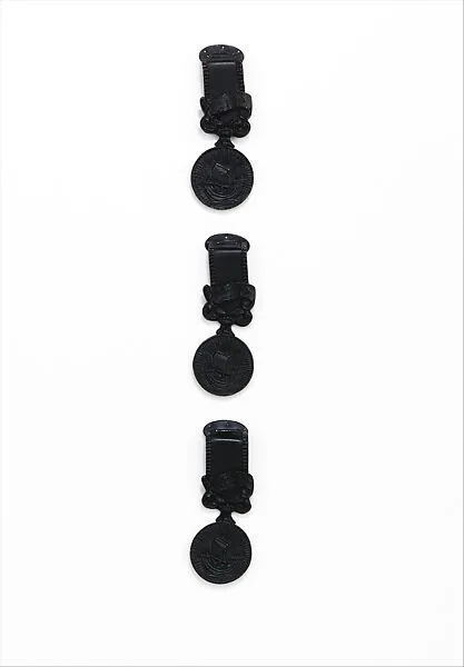 Button — Elsa Schiaparelli|Roger Jean-Pierre|Jean Clemént