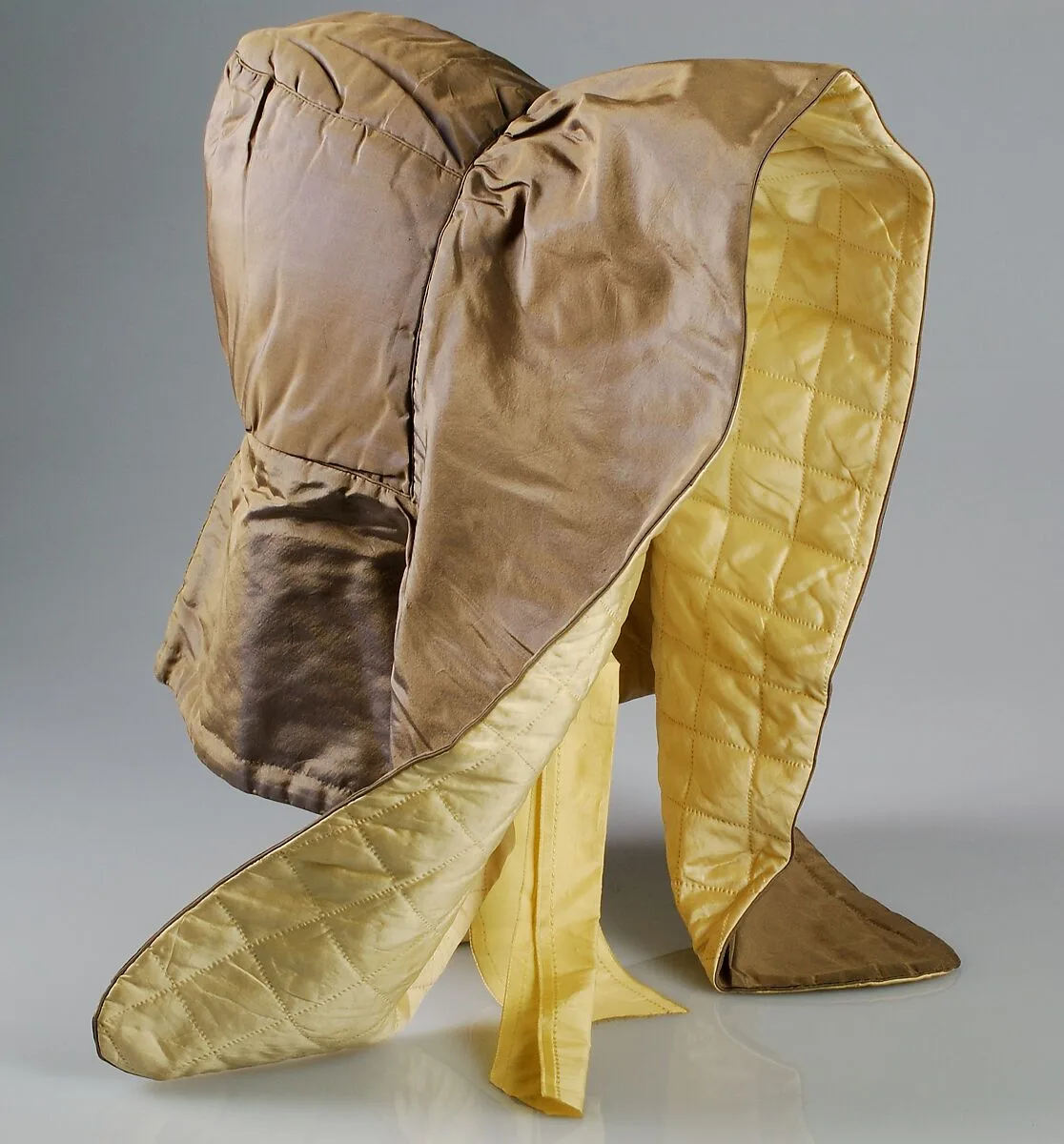 Bonnet — Unknown