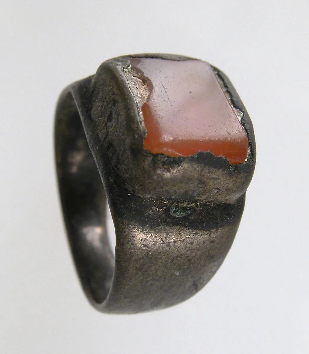 Finger Ring — Unknown