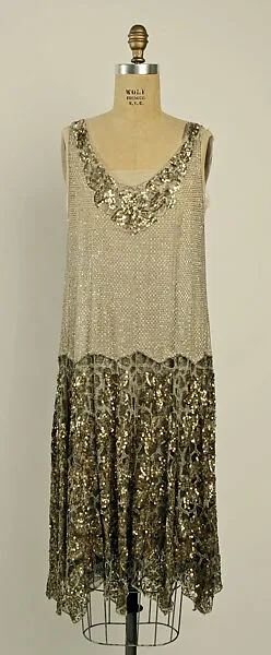 Evening dress — Unknown