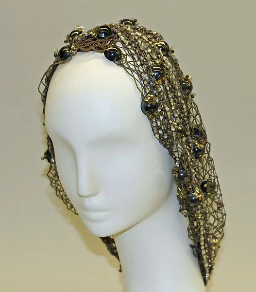 Evening snood — Lilly Daché