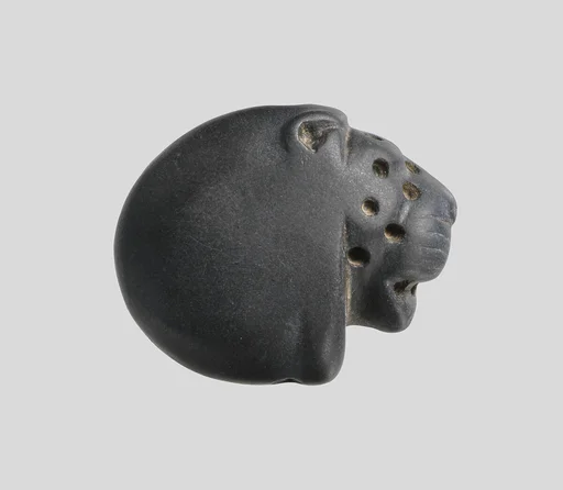 Seal amulet in the form of a lion's head
