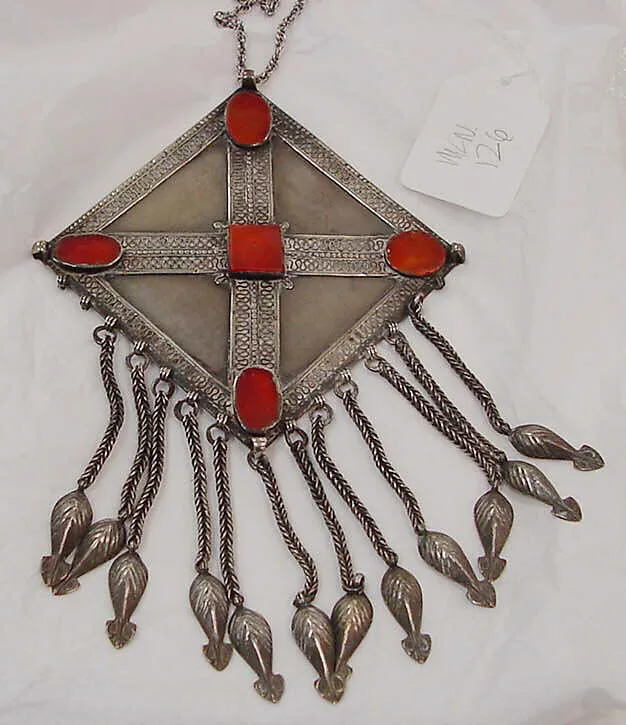 Necklace — Unknown