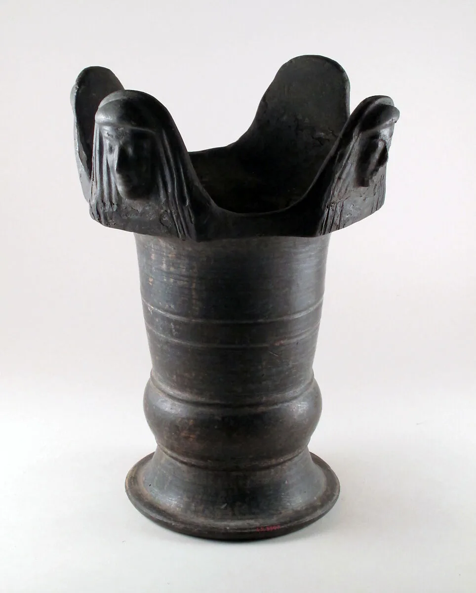 Vase with lid — Unknown