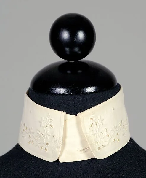 Collar — Unknown