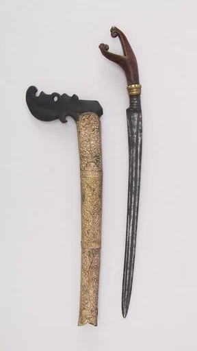 Knife (Bade-bade) with Sheath