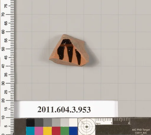 Terracotta fragment of a lekanis lid (covered dish)