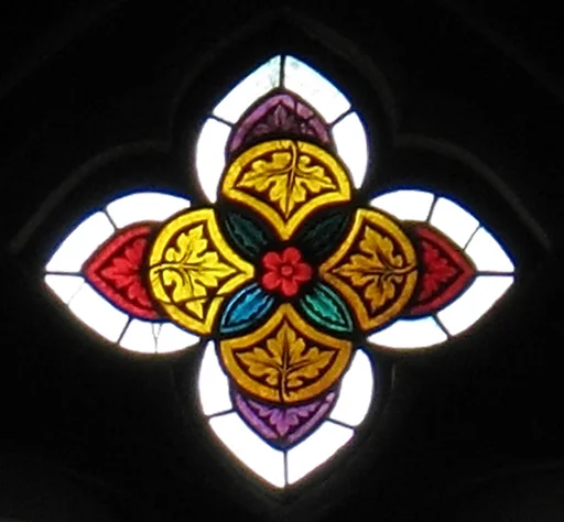 Quatrefoil-shaped Tracery Light