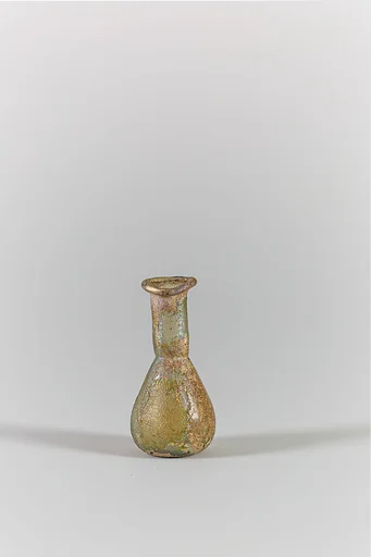 Glass perfume bottle