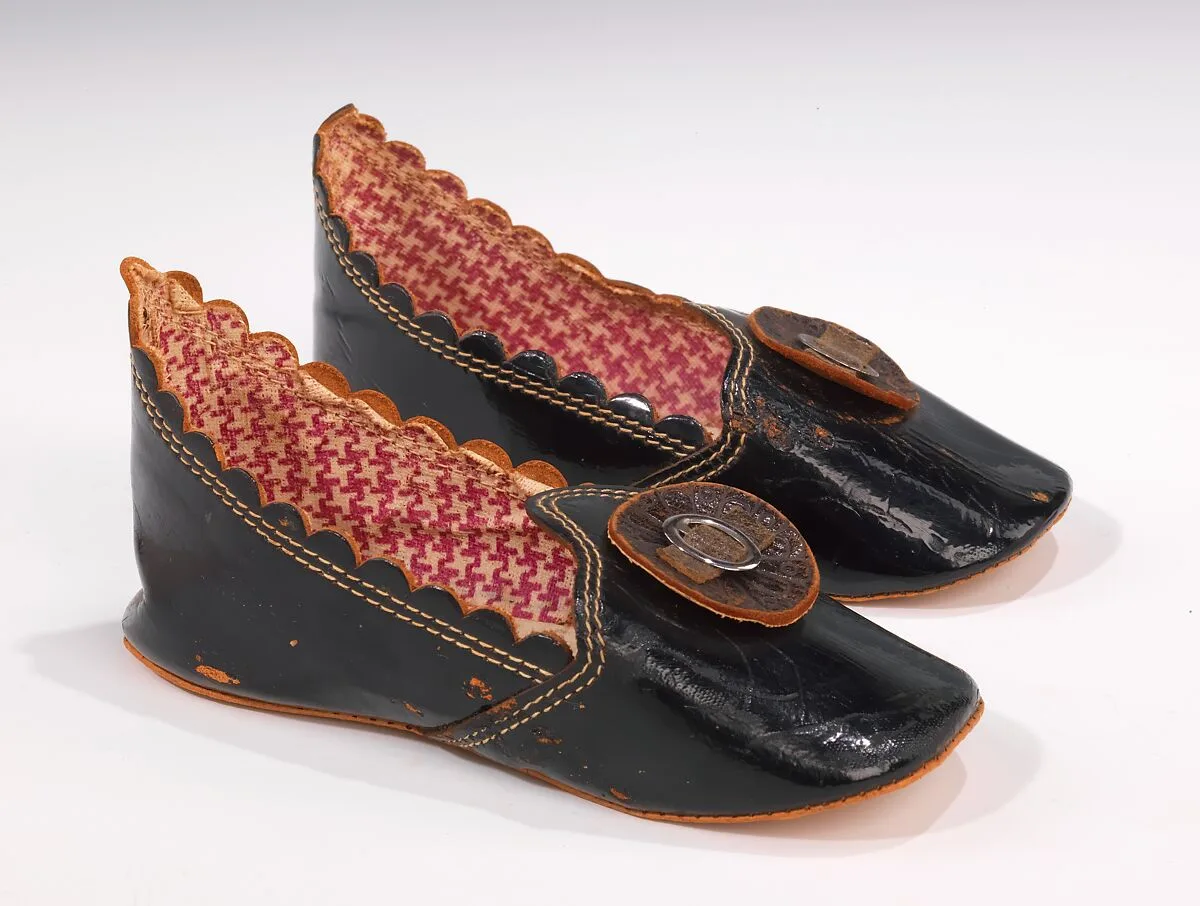 Slippers — Unknown