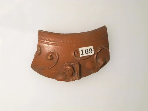 Vase fragment