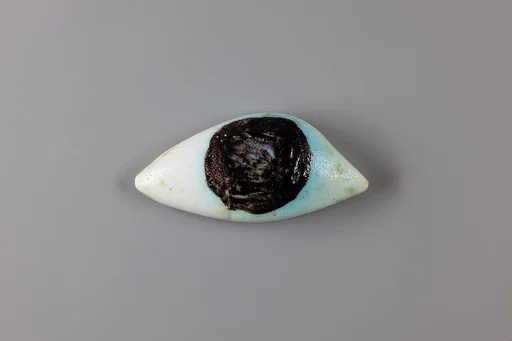 Eye inlay from coffin