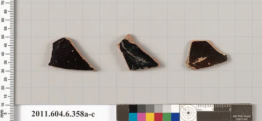 Terracotta fragments of closed shapes