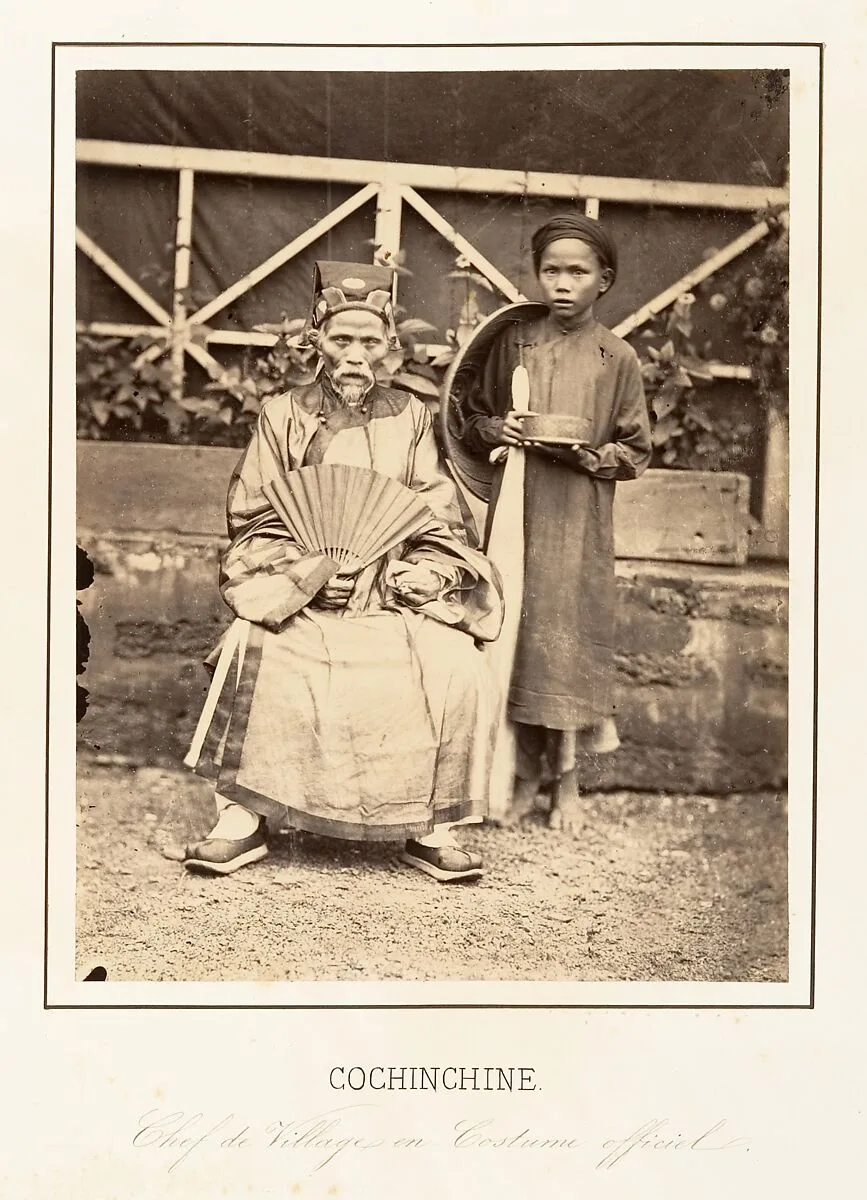 Chef de Village en Costume officiel, Cochinchine — Emile Gsell