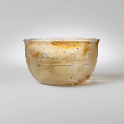 Glass bowl