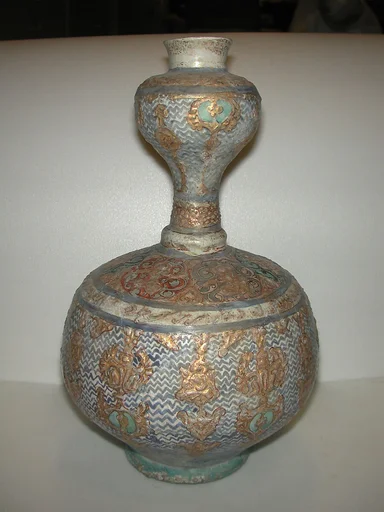 Gilded Mina'i Ceramic