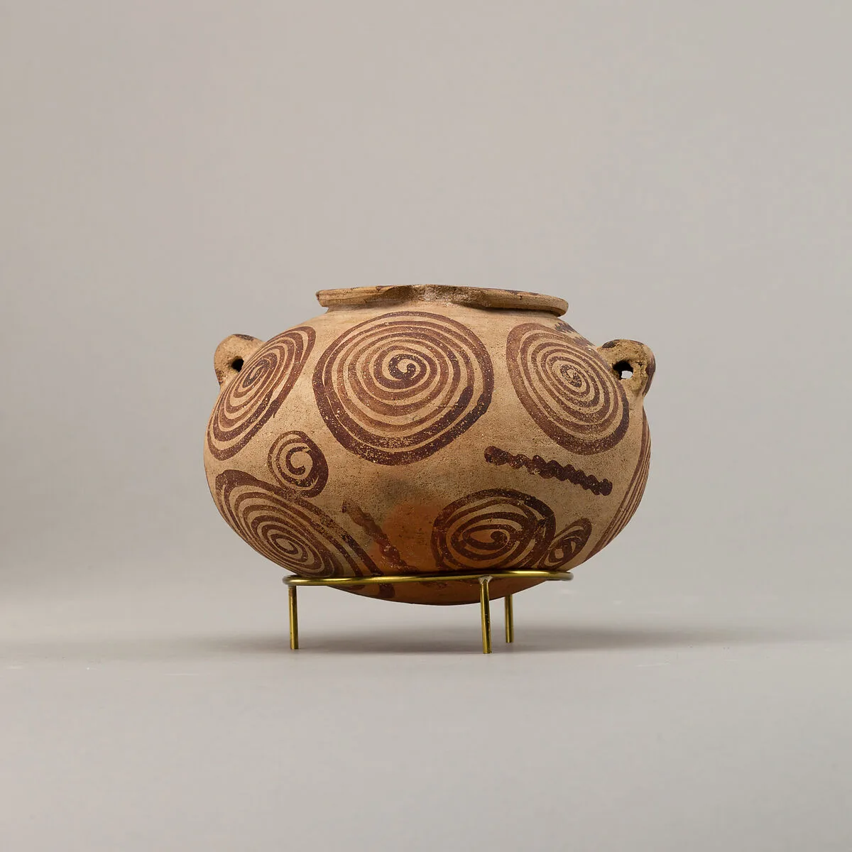Decorated ware bowl illustratiing spirals — Unknown