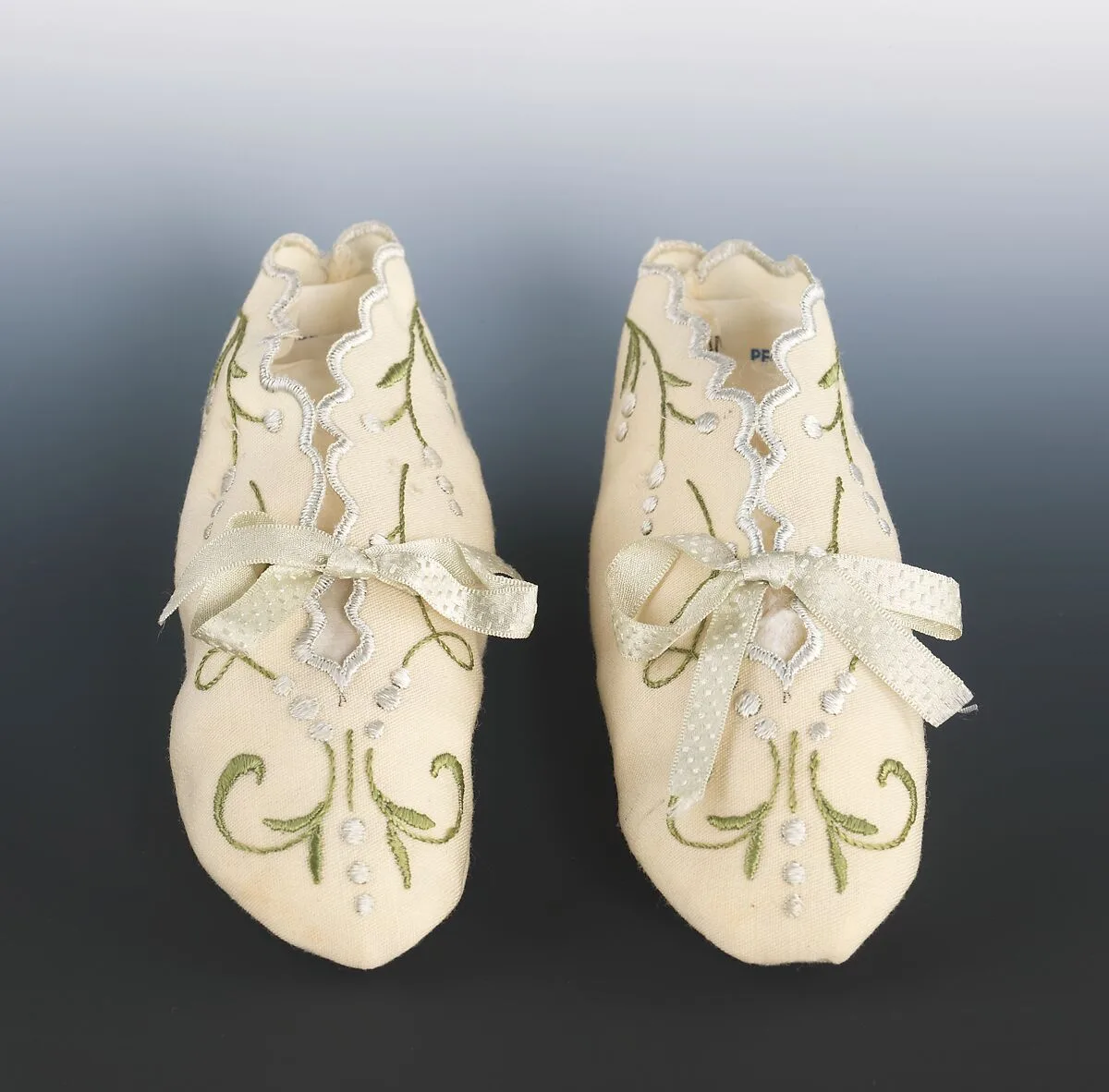 Bootees — Unknown