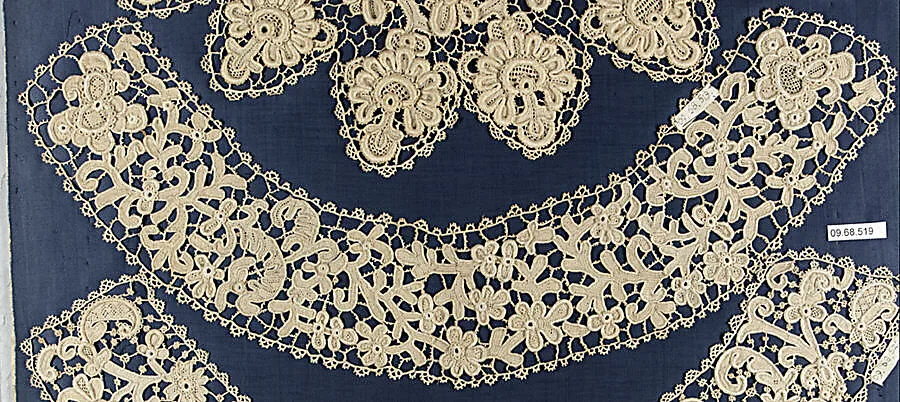 Collar — Unknown