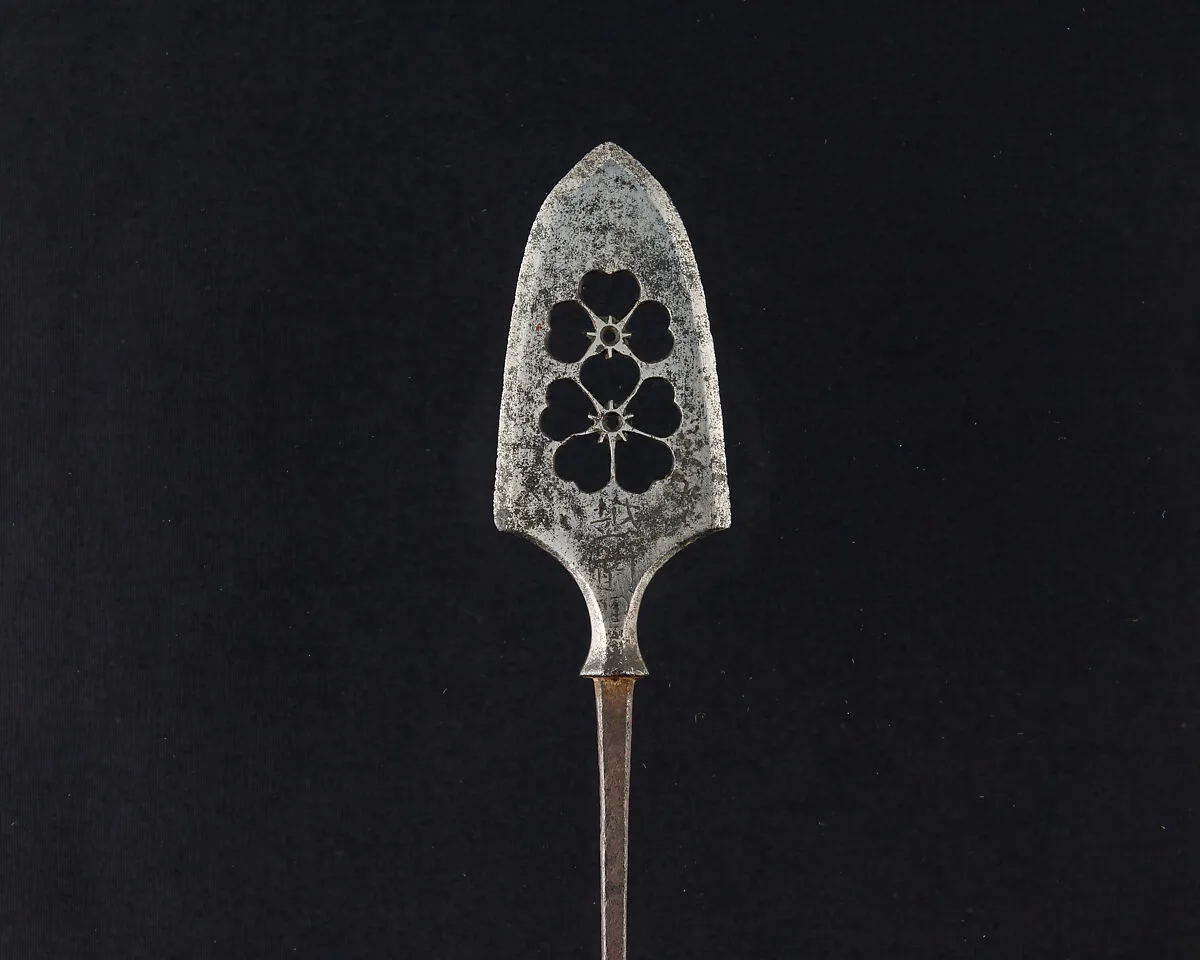 Arrowhead (<i>Yanone</i>) — Unknown