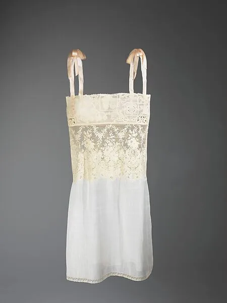 Chemise — Unknown
