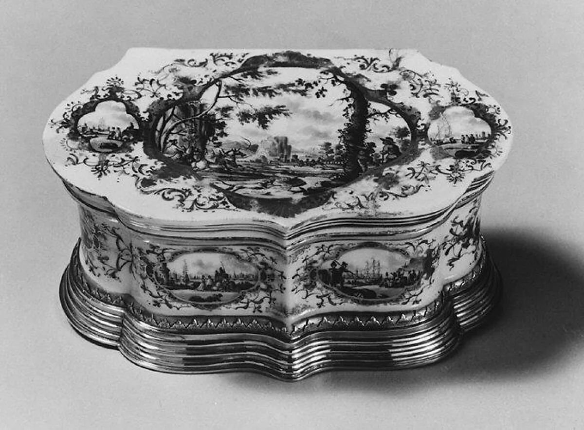 Shaped box — Meissen Manufactory|Christian Friedrich Herold